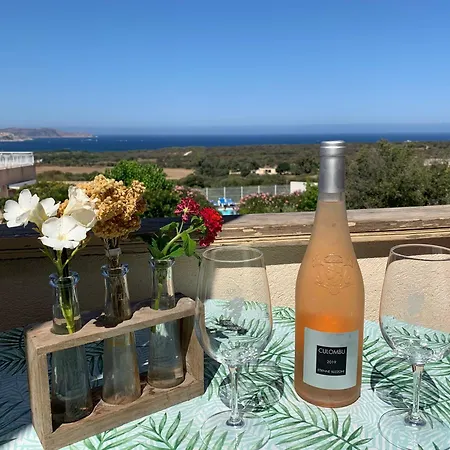 Appartement Splendide Avec Vue Mer Et Citadelle-piscine Et 2 Lumio (Corsica)