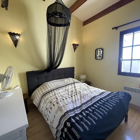 Apartament Splendide Avec Vue Mer Et Citadelle-piscine Et 2